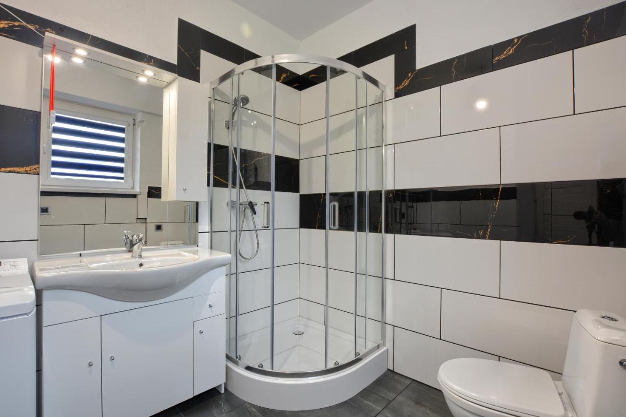 Ceglany Apartament Устшики-Дольне Экстерьер фото
